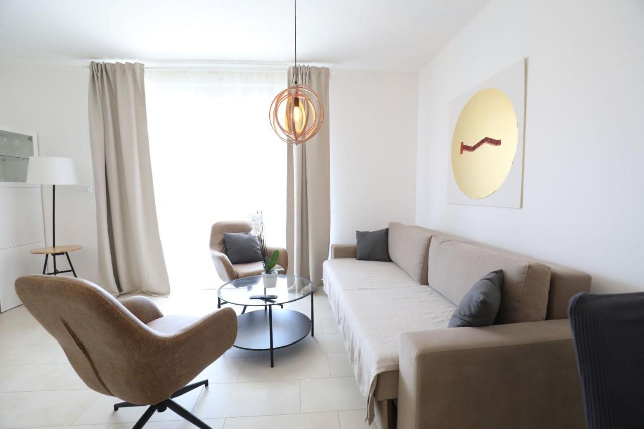 Smil'E Apartments Vodice Eksteriør billede